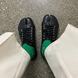 Maison Margiela Black Leather Tabi Low-Top Sneakers